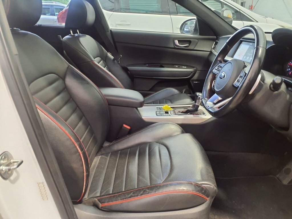 Kia Optima 2.0 Phev 154 Bhp Black #10