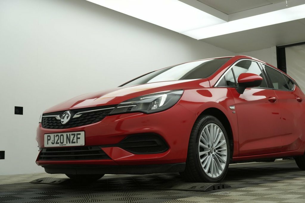 Vauxhall Astra 1.2L Elite Nav Red #6