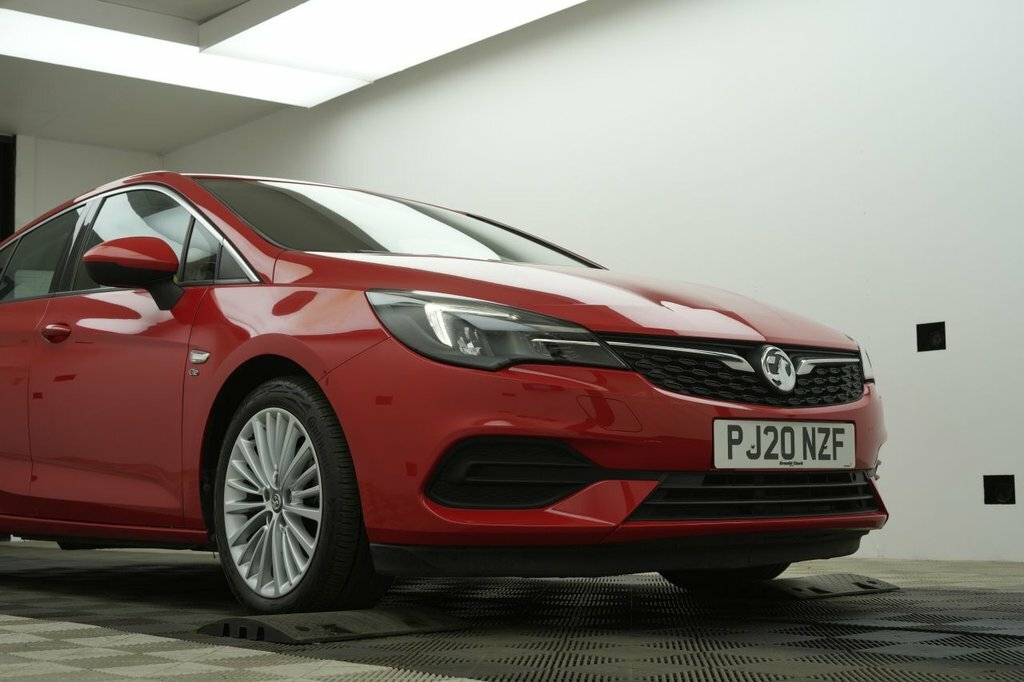 Vauxhall Astra 1.2L Elite Nav Red #5