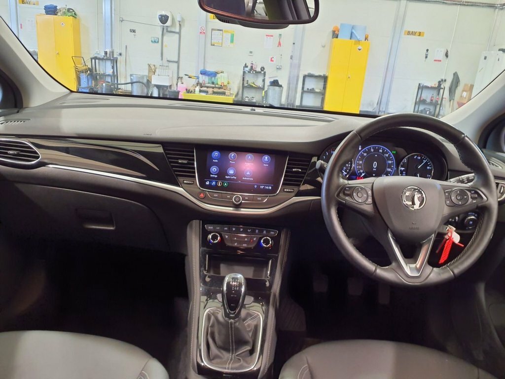 Vauxhall Astra 1.2 Turbo Elite Nav Hatchback Eu #9