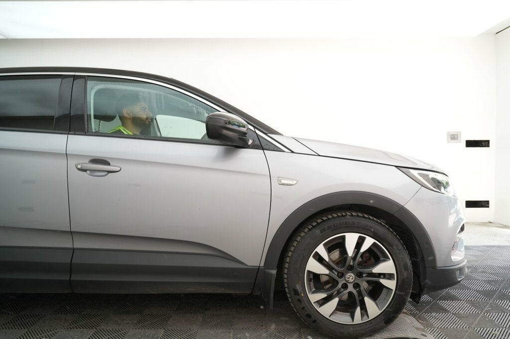 Vauxhall Grandland X 1.5L Sri Nav Grey #3