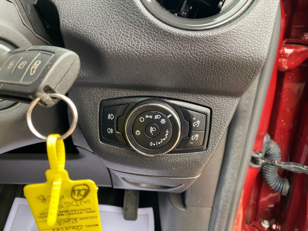 Ford Tourneo Courier Silver #31