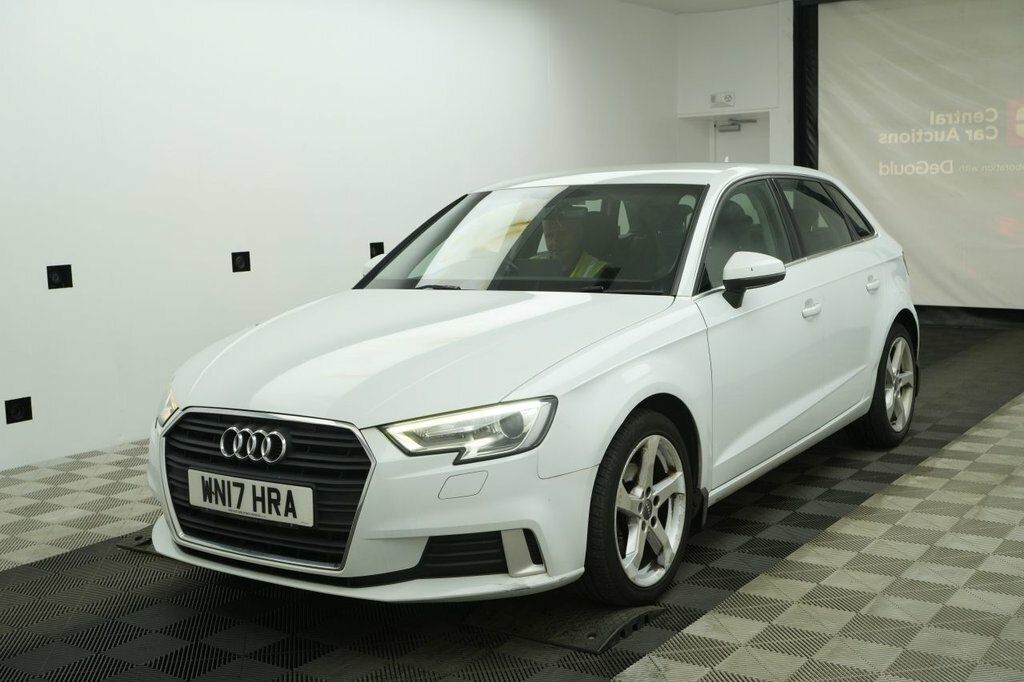 Audi A3 1.6L Sport White #2
