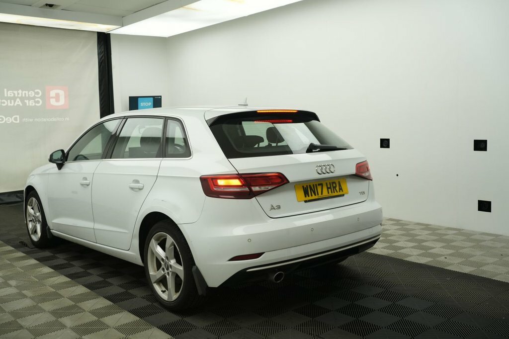 Audi A3 2.0 Tdi Se Technik Sportback Eur Black #8