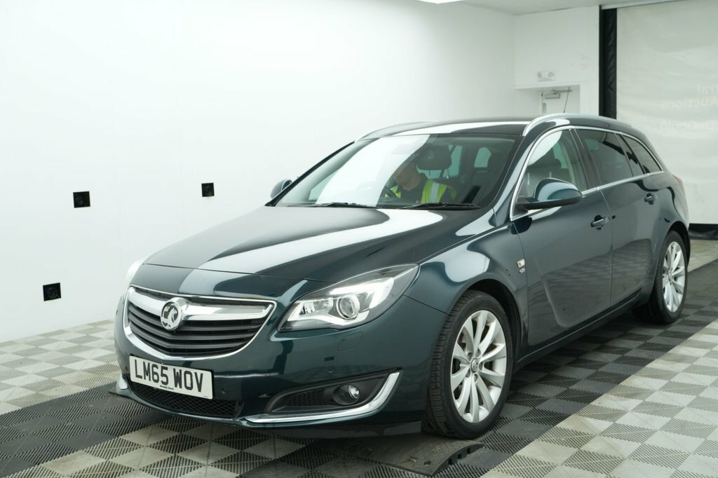 Vauxhall Insignia 1.6L Elite Green #2