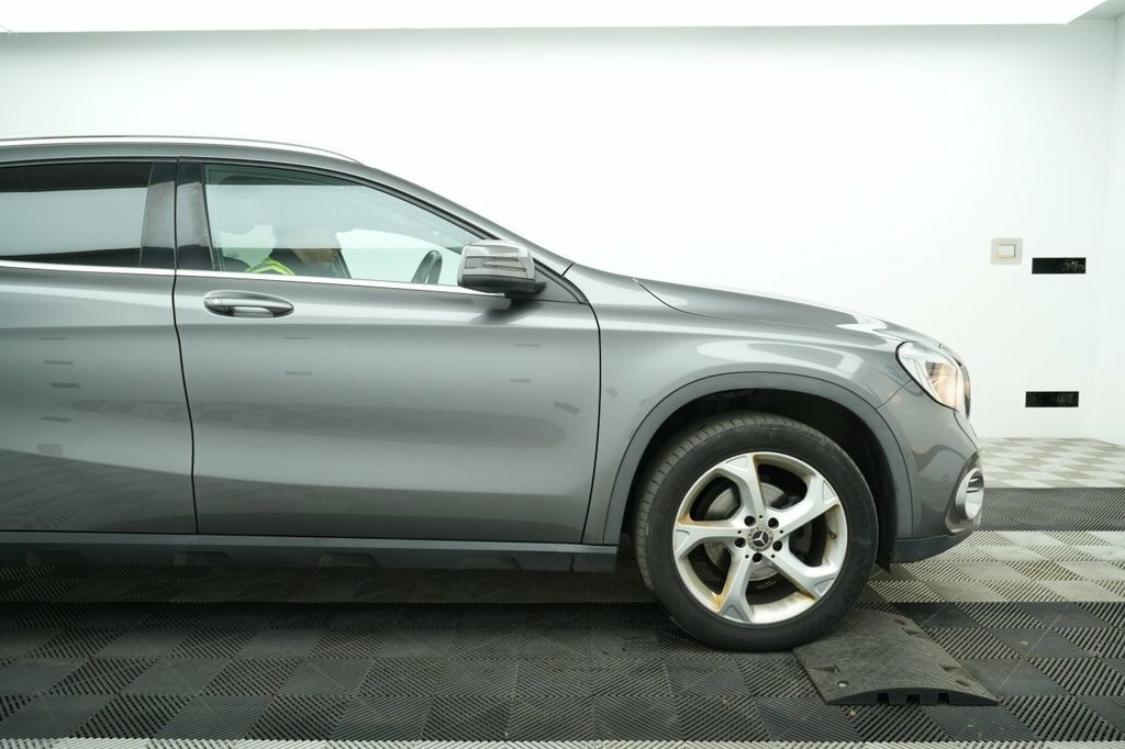 Mercedes-Benz GLA Class 2.1L Sport Grey #3