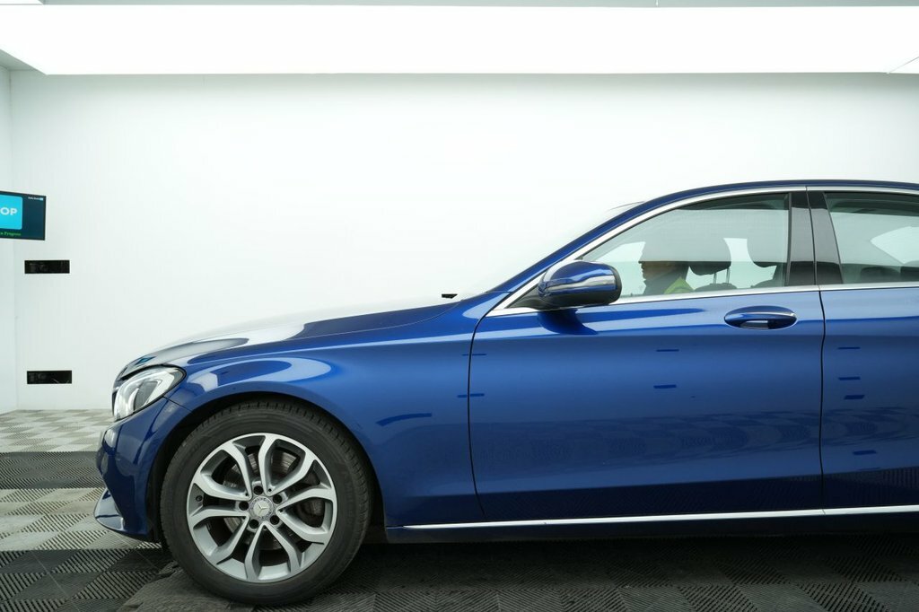 Mercedes-Benz C Class 2.1L Sport Blue #4