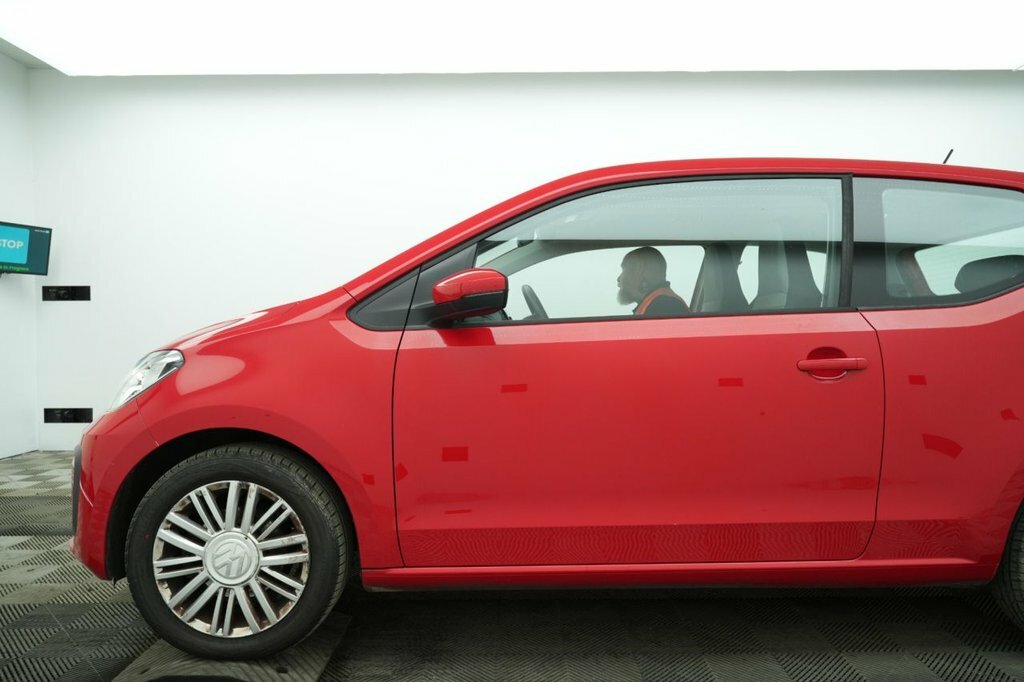 Volkswagen Up 1L Move Up Red #4