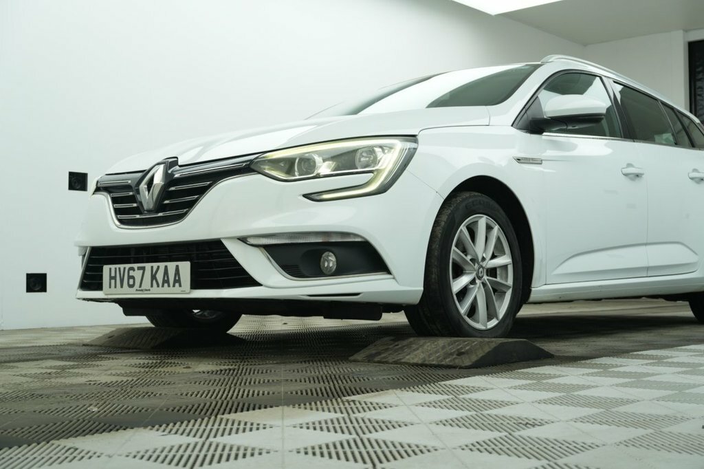 Renault Megane 1.5L Dynamique Nav White #6