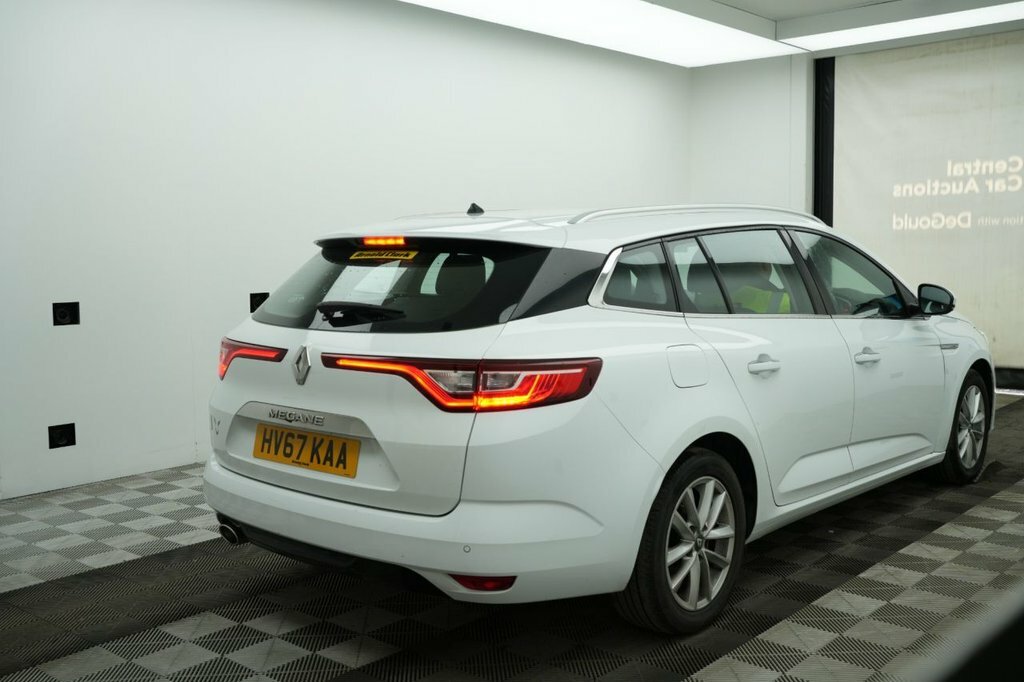 Renault Megane Dynamique S Nav Dci Red #7