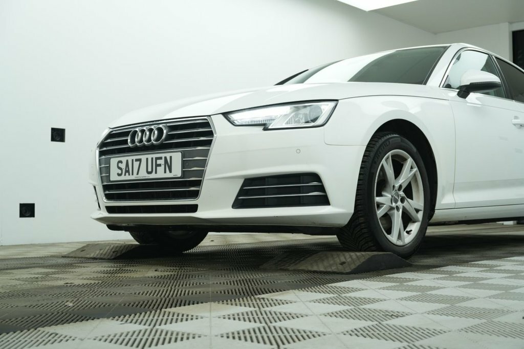 Audi A4 1.4L Sport White #4