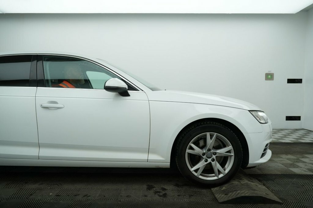 Audi A4 1.4L Sport White #3