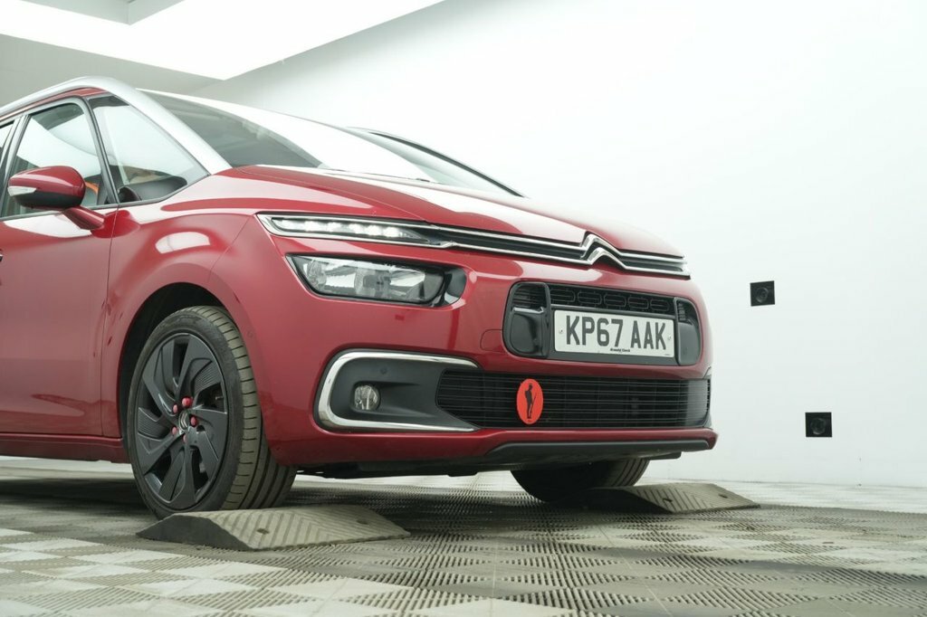 Citroen Grand C4 Picasso 2L Flair Red #3
