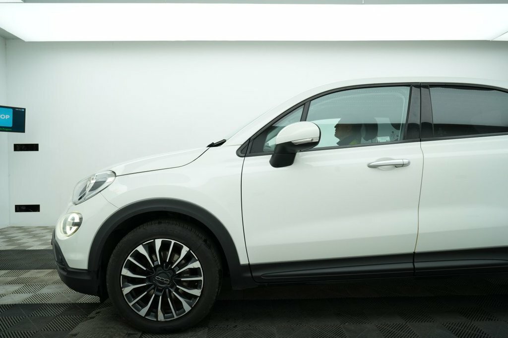Fiat 500X 1L City Cross White #4