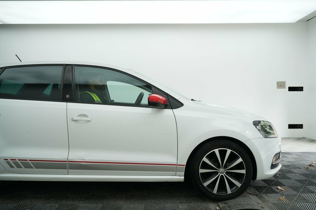 Volkswagen Polo 1L Beats White #3