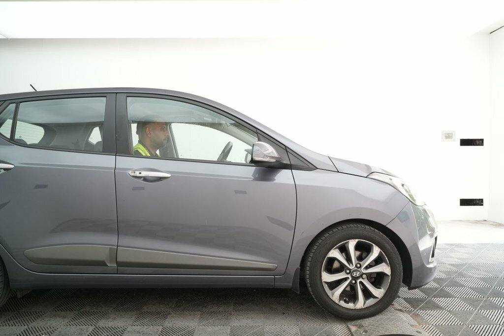 Hyundai I10 1.2L Premium Se Grey #3