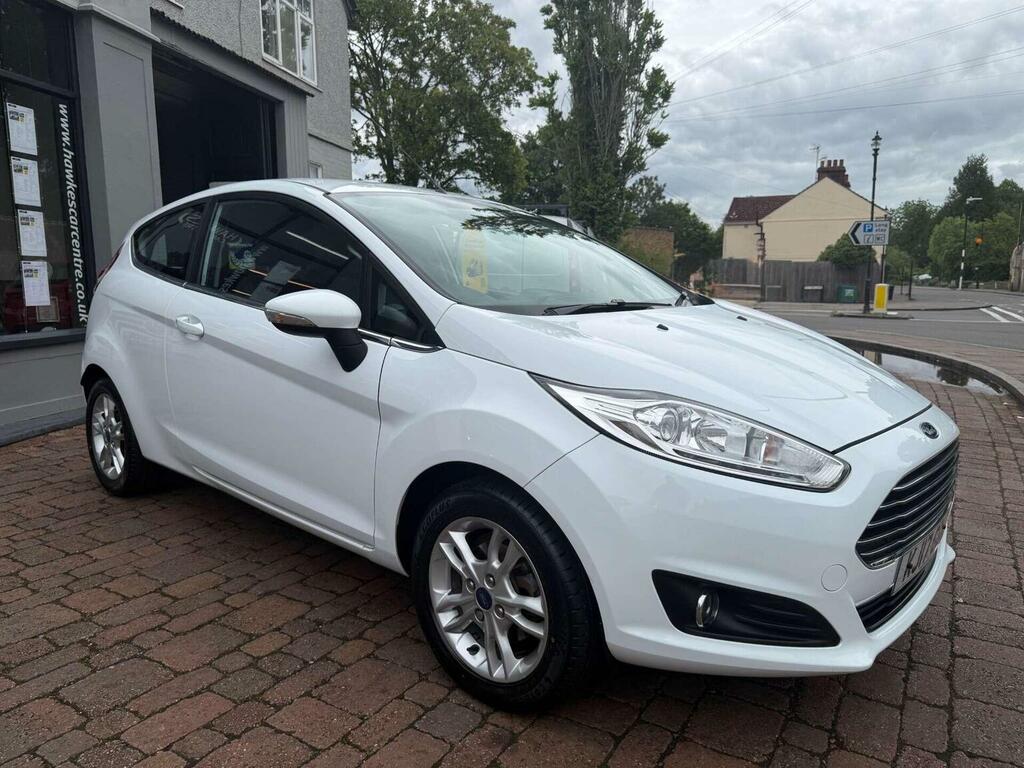 Ford Fiesta 1.2 Fiesta Zetec KJ17GGK White #4