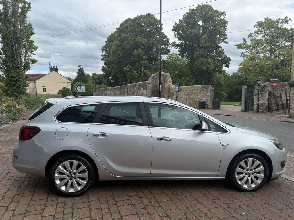 Vauxhall Astra Estate 1.6 16V Se Sports Tourer Euro 5 20126 Silver #3