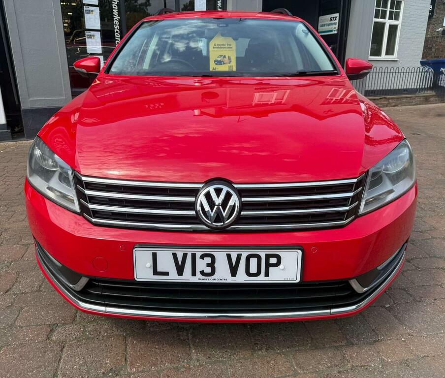 Volkswagen Passat Estate 1.6 Tdi Bluemotion Tech Highline Euro 5 S LV13VOP Red #6