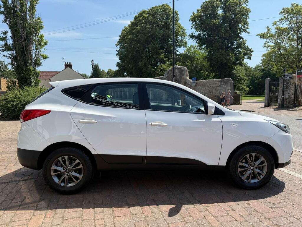 Hyundai Ix35 Suv 1.6 Gdi S Euro 5 201414 White #3