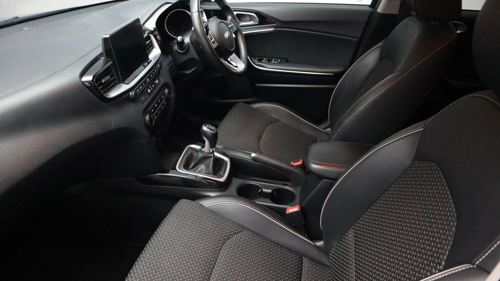 Kia Ceed 1.6 Crdi 2 Grey #10