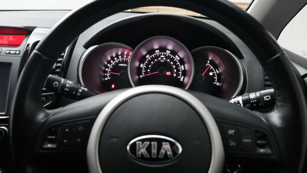 Kia Venga 3 Isg 1.6 Red #16