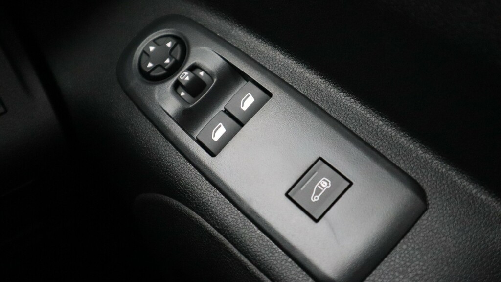 Peugeot Partner 1.5 Professional Plus Panel Van  #35