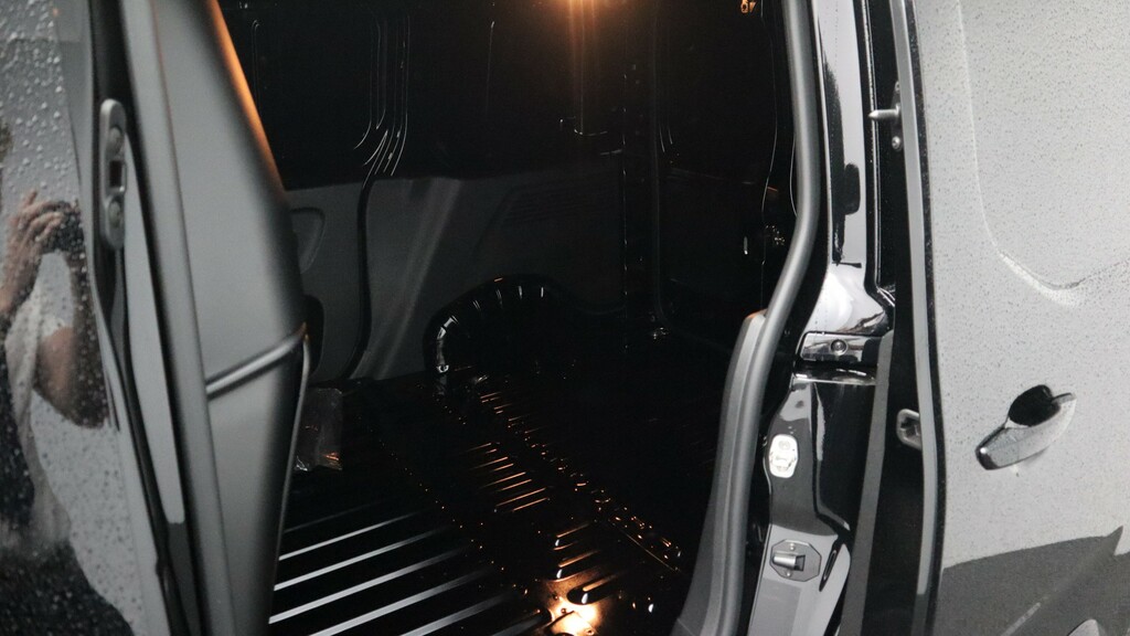 Peugeot Partner 1.5 Professional Plus Panel Van  #13