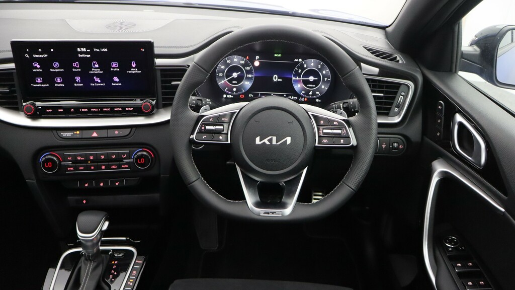 Kia Xceed Orange #22