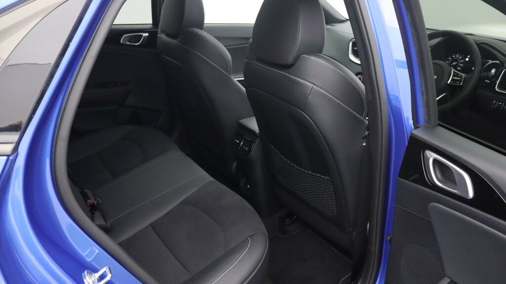 Kia Xceed Orange #31