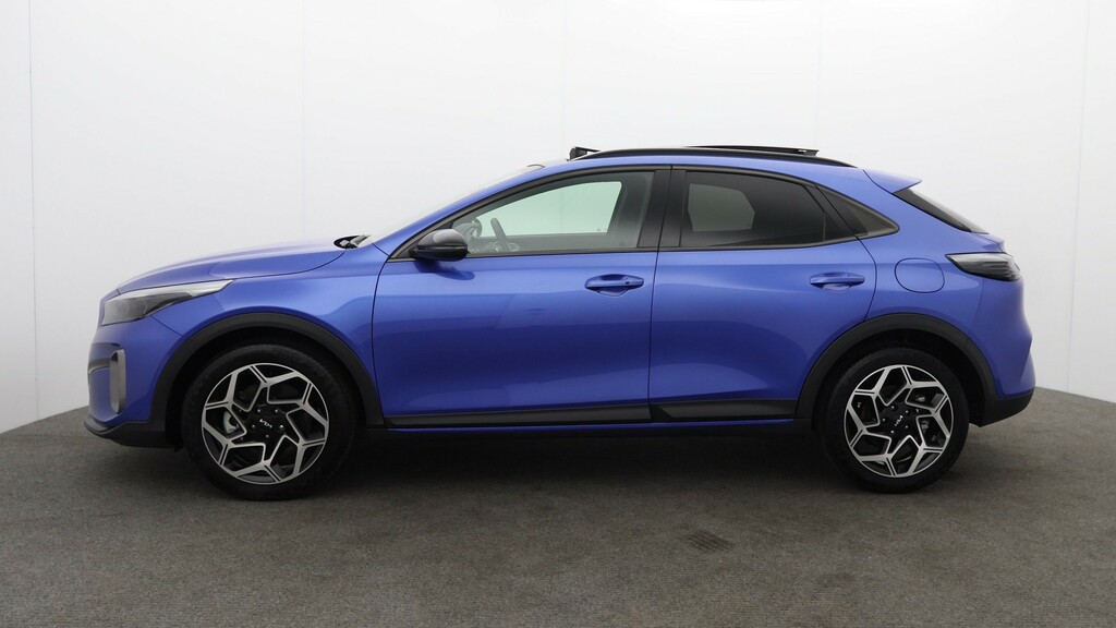 Kia Xceed Orange #6