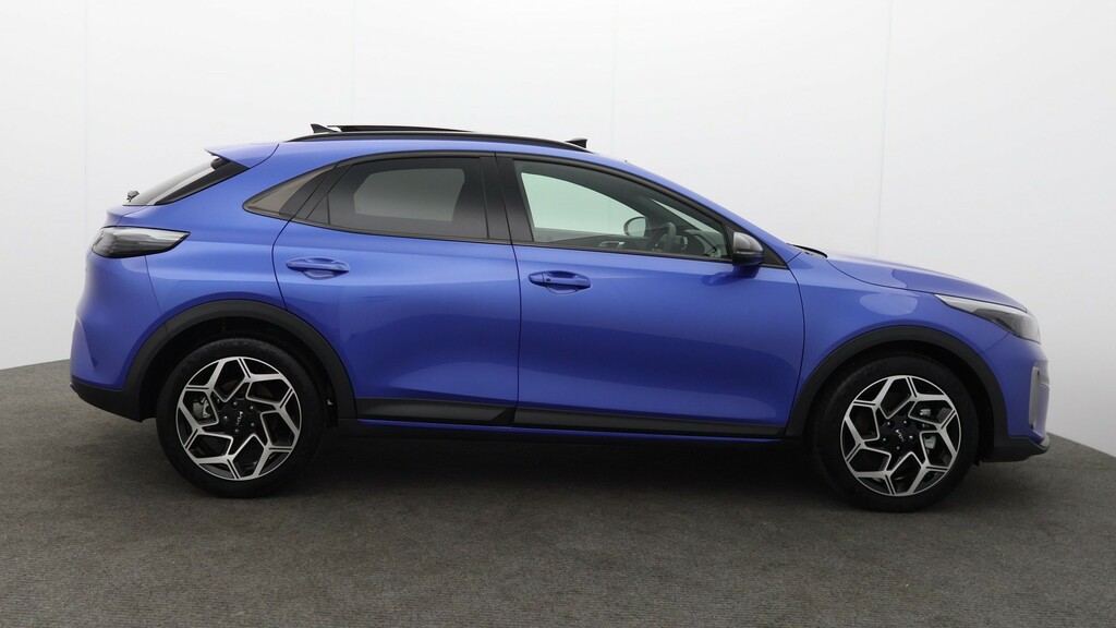 Kia Xceed Orange #2