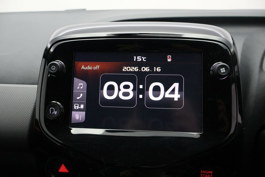Peugeot 108 1.0 72 Active Red #12