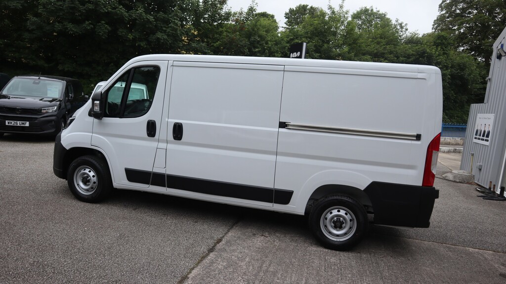 Peugeot Boxer Mpv White #3