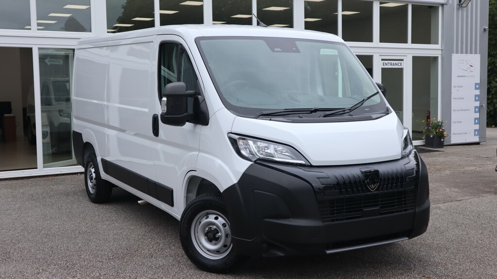 Peugeot Boxer Mpv White #1