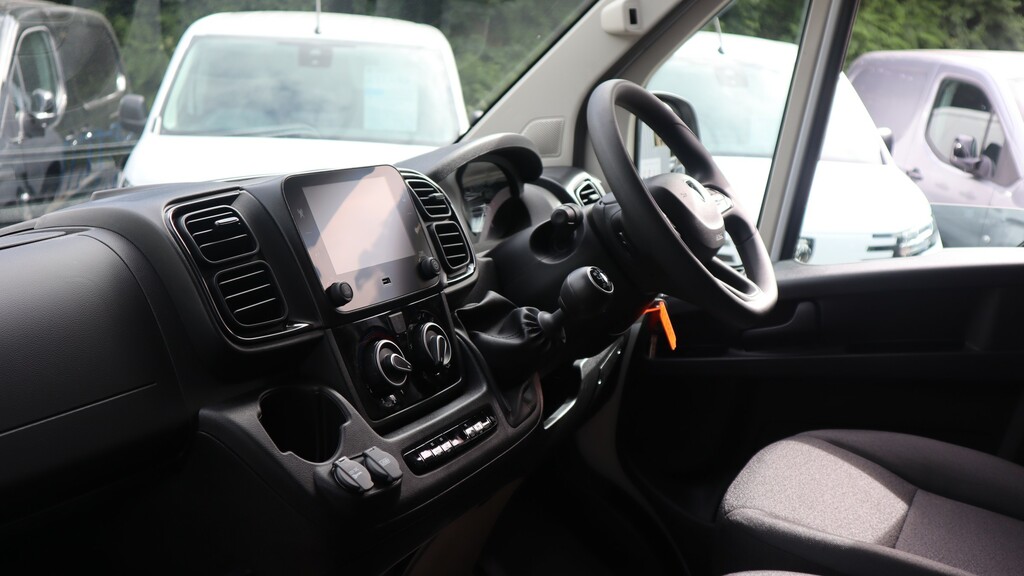 Peugeot Boxer Diesel White #10