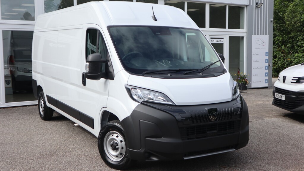 Peugeot Boxer Diesel White #1
