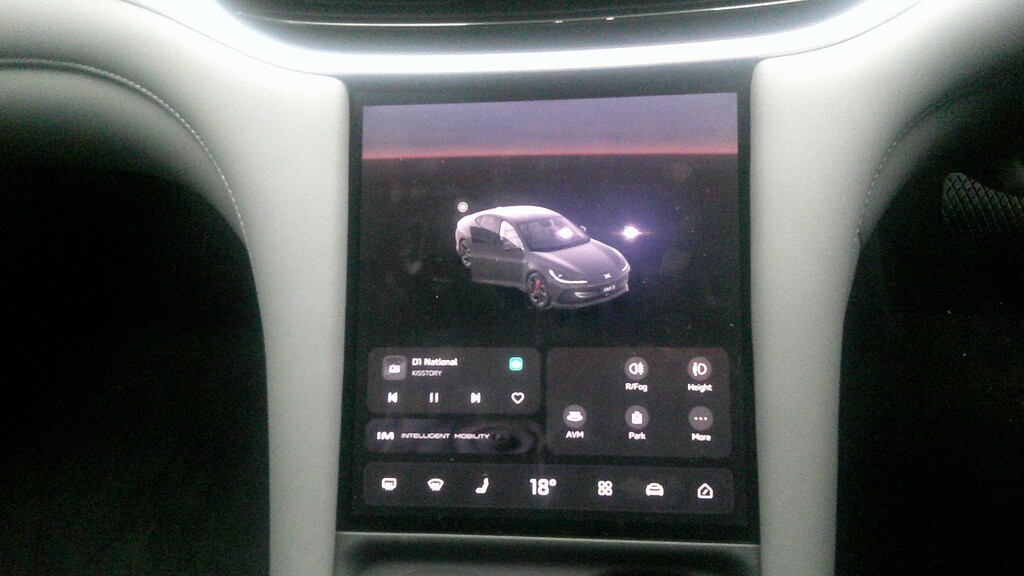 MG IM5 100Kwh Performance Saloon 4Wd 7 Grey #19