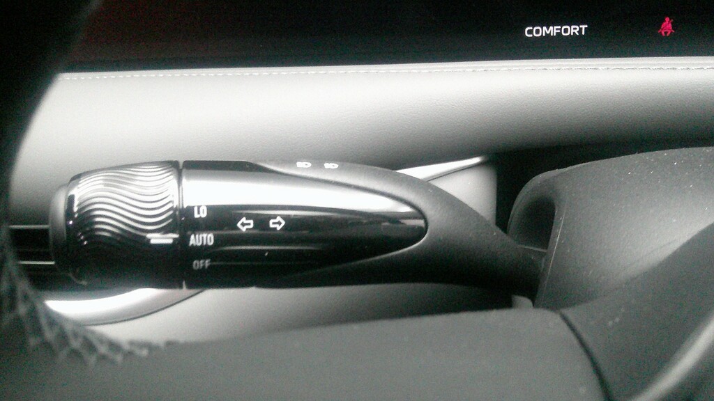 MG IM5 100Kwh Performance Saloon 4Wd 7 Grey #13