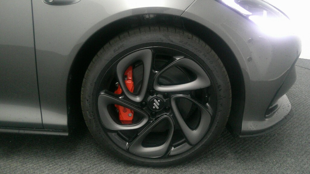 MG IM5 100Kwh Performance Saloon 4Wd 7 Grey #29