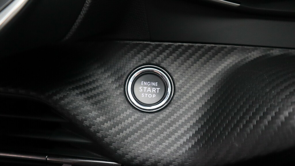 Peugeot e-2008 100Kw Gt Premium 50Kwh Black #24