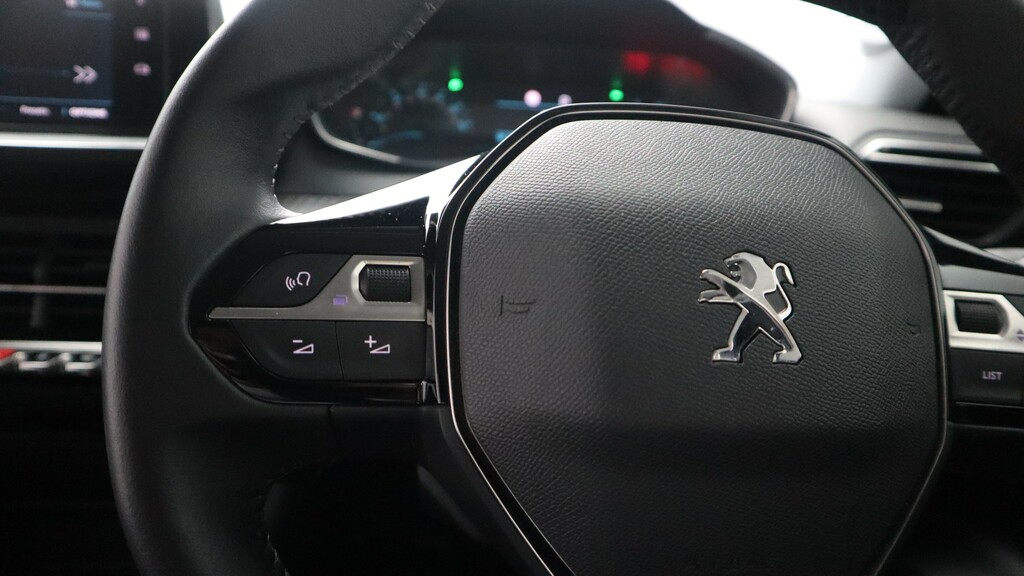 Peugeot e-2008 100Kw Gt Premium 50Kwh Black #12