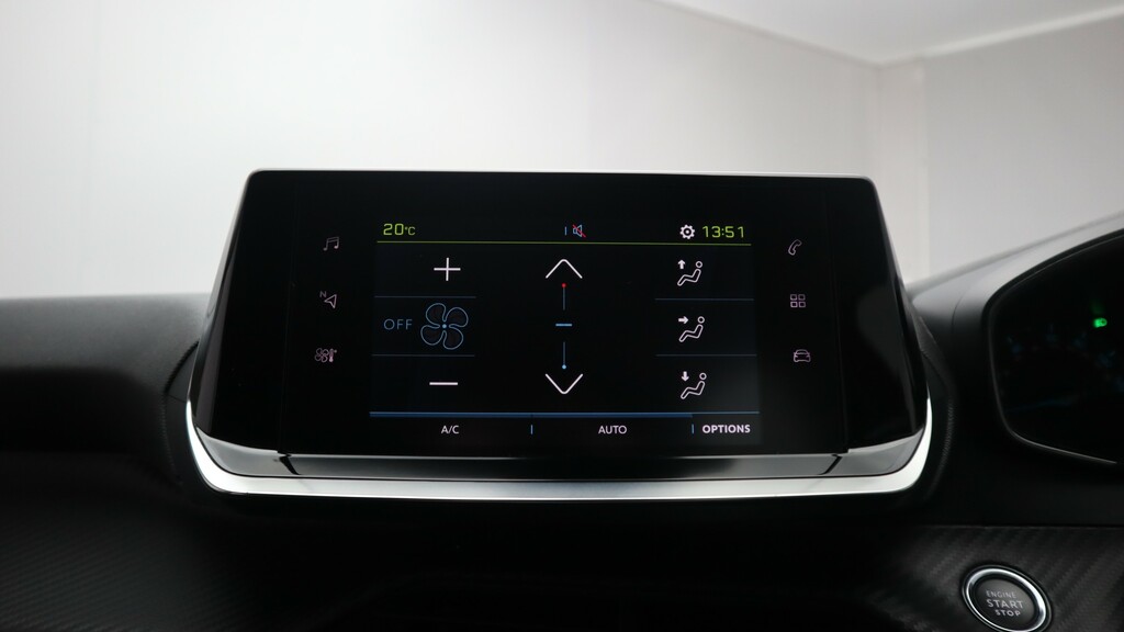 Peugeot e-2008 100Kw Gt Premium 50Kwh Black #18