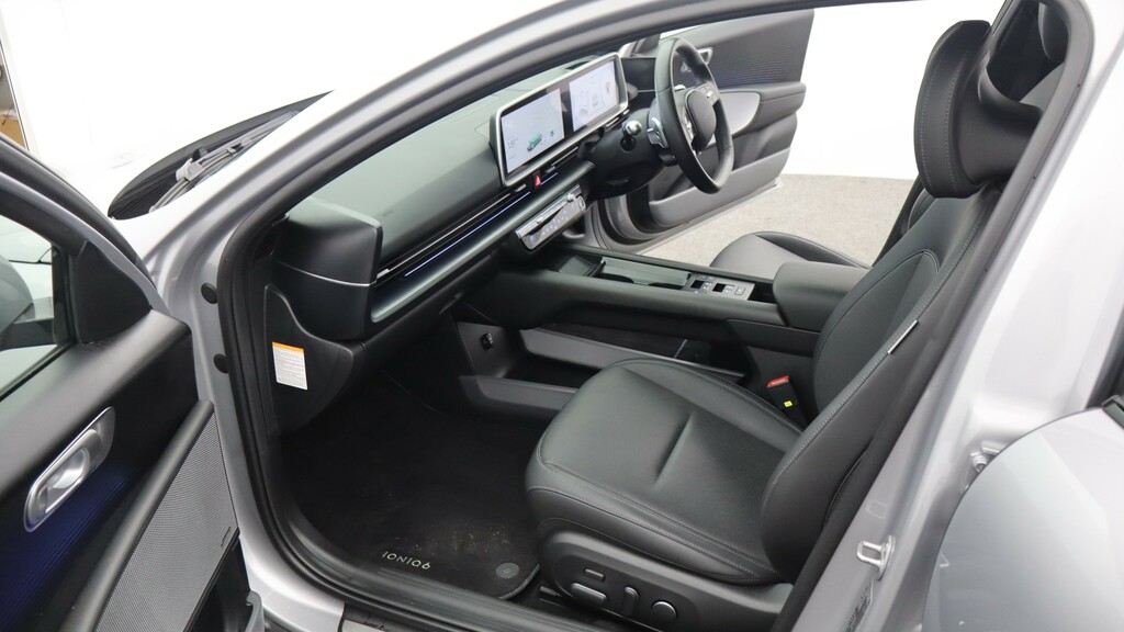 Hyundai Ioniq 6 First Edition Blue #18