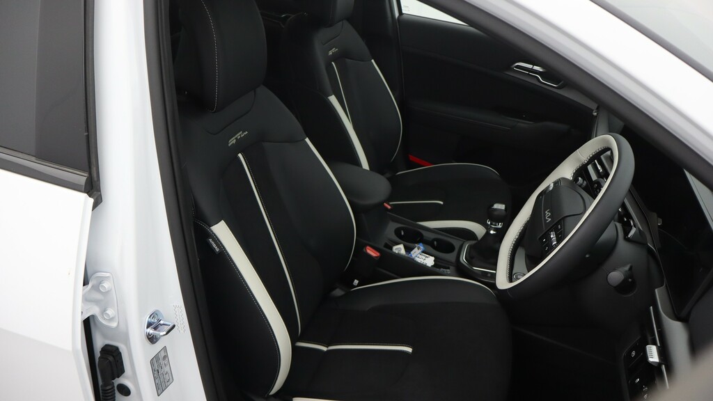 Kia Sportage Diesel Blue #9