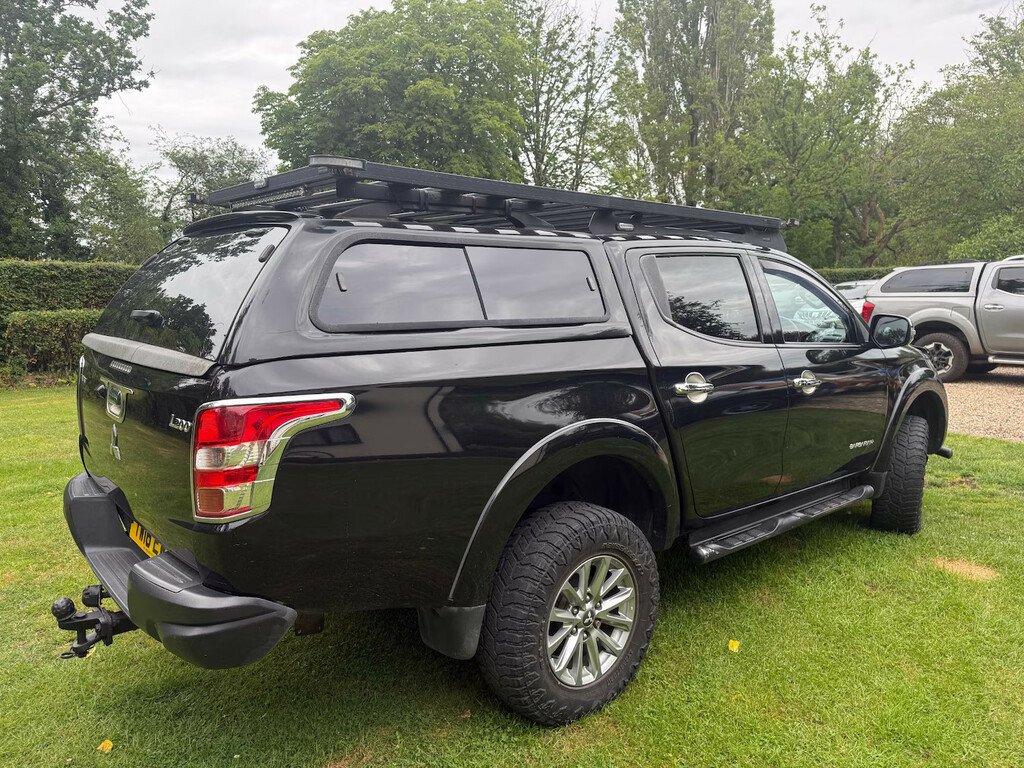 Mitsubishi L200 Double Cab Di-d 178 Barbarian 4Wd Pick Up Die Black #6
