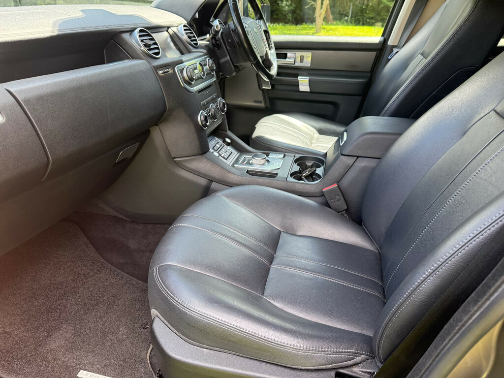 Land Rover Discovery Sdv6 Hse Grey #8