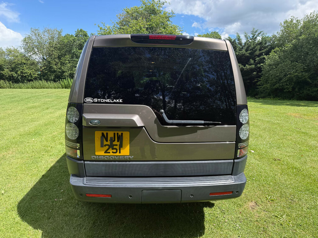 Land Rover Discovery Sdv6 Hse Grey #5
