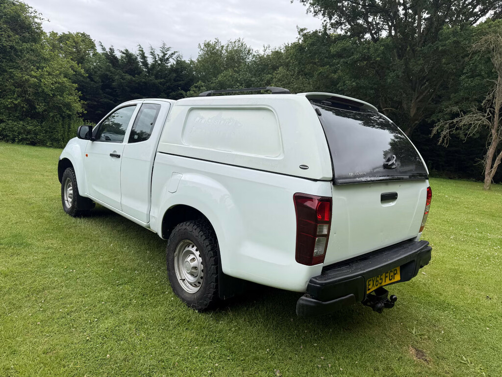 Isuzu D-Max 2.5Td Extended Cab 4X4 Pick Up White #4