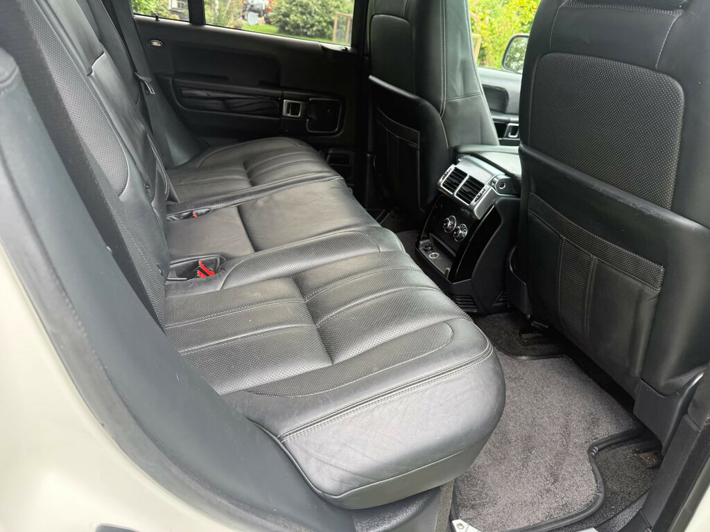 Land Rover Range Rover 3.6 0D Black #10